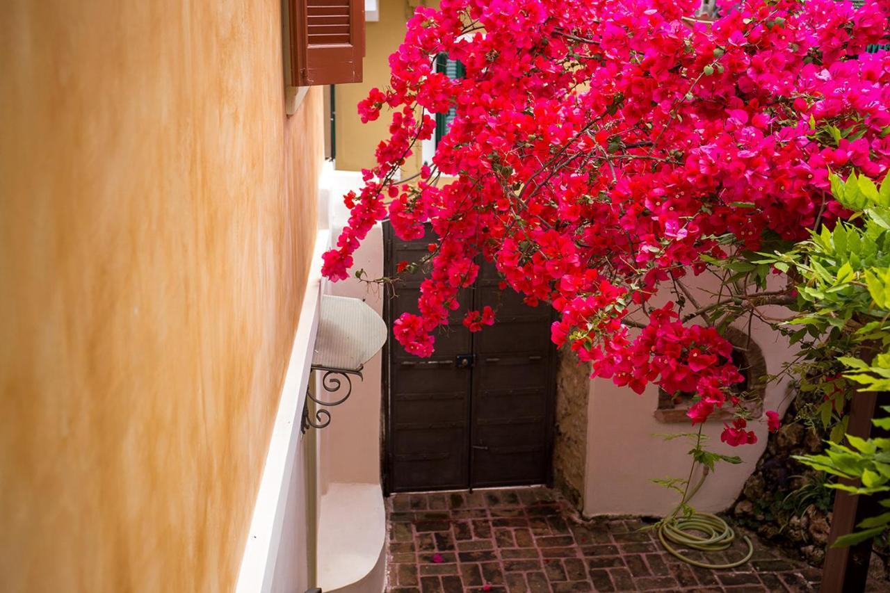 Lefkada Town Traditional House / Cozy Yard ภายนอก รูปภาพ